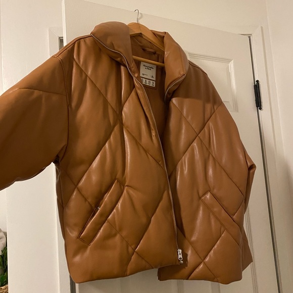 Abercrombie & Fitch Oversized Bomber Jacket - Picture 2 of 9